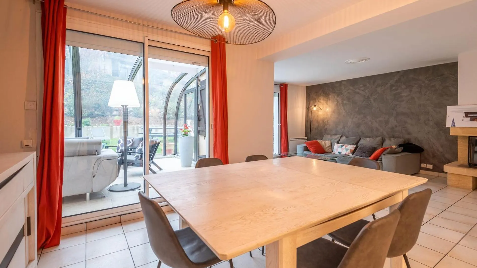 안시 Alpiloc Furnished House 빌라