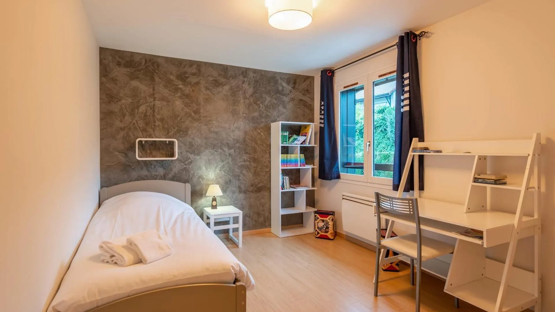 Alpiloc Furnished House Villa Annecy 0*,  France