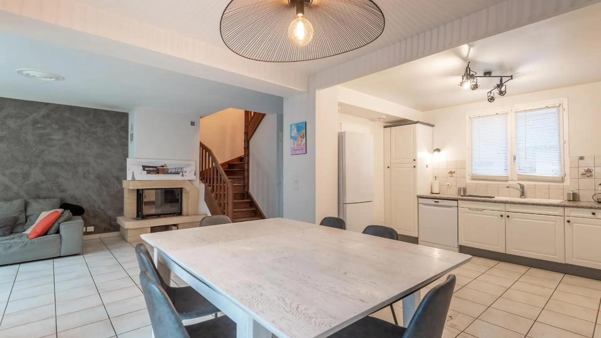 Alpiloc Furnished House Villa Annecy 0*,  France