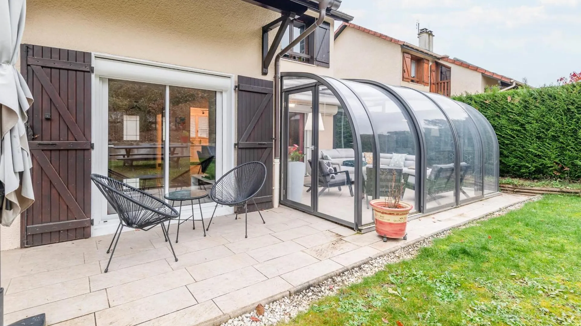 Alpiloc Furnished House Villa Annecy 0*,
